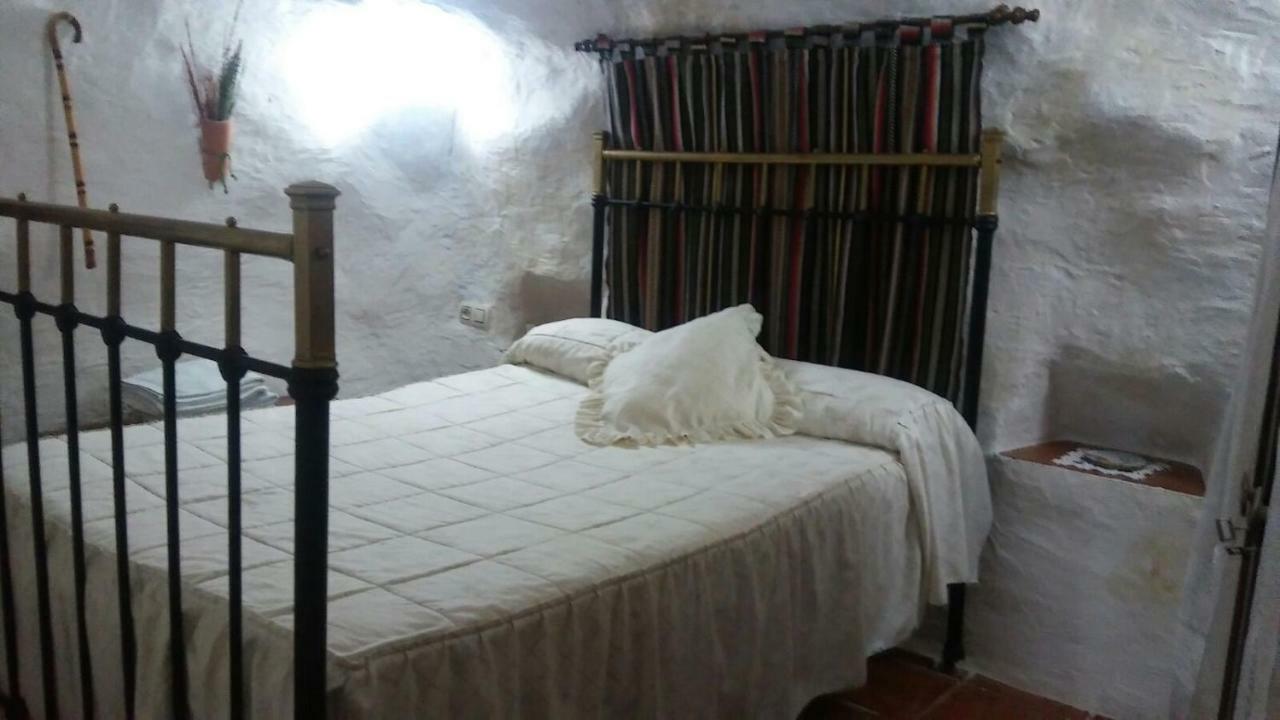 منزل الضيف Pegalajar  في Cueva Rural La Noguera المظهر الخارجي الصورة